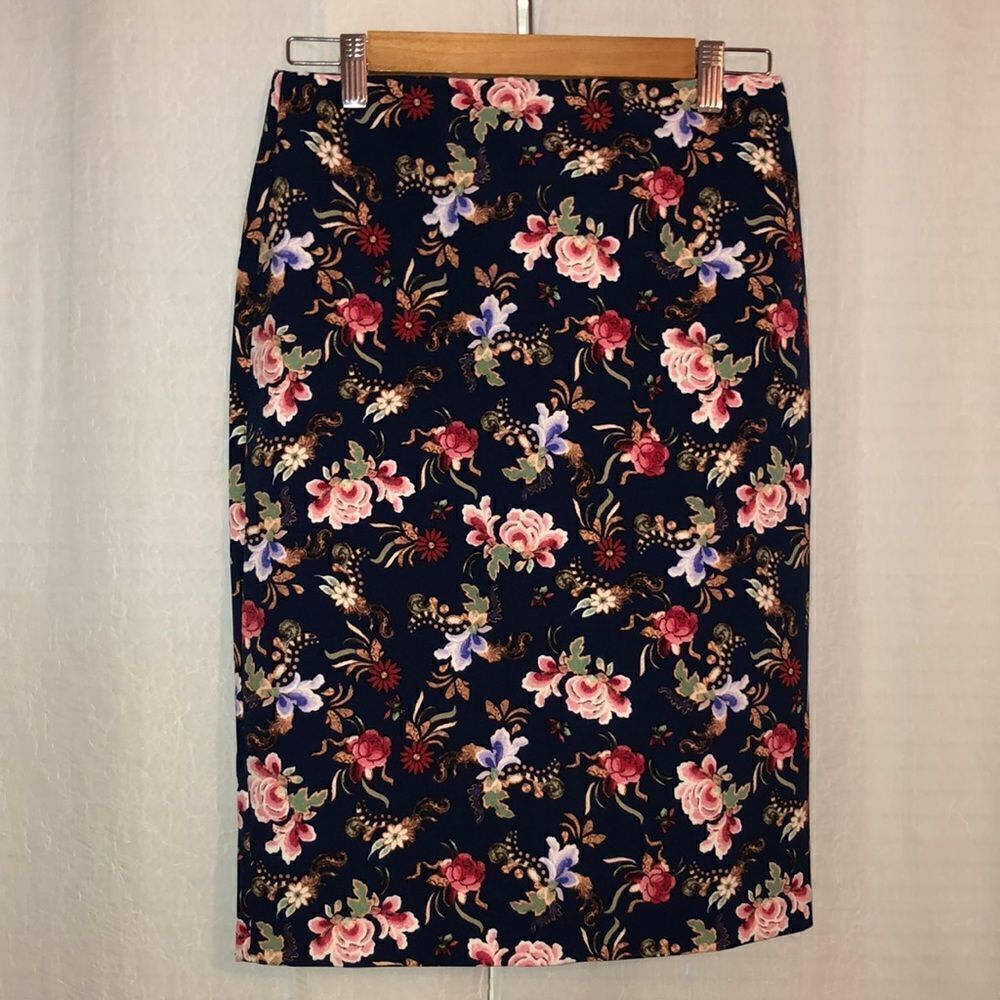 Philosophy 4 Navy Pink Floral Pencil Skirt